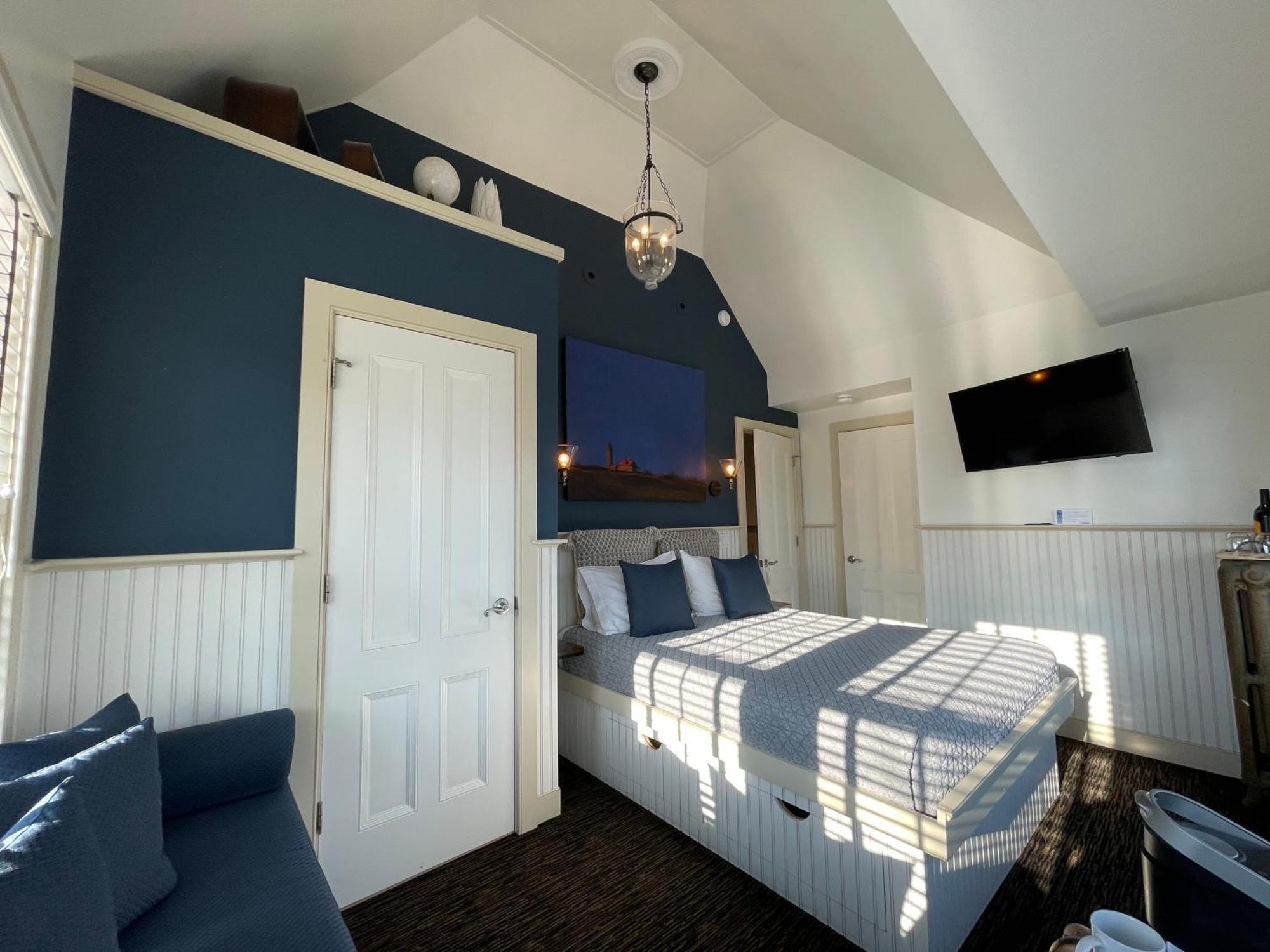 White Porch Inn Провинстаун Экстерьер фото