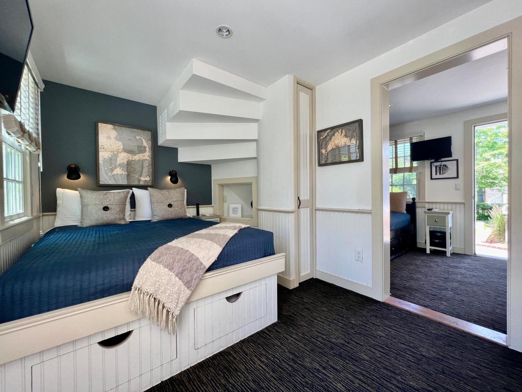 White Porch Inn Провинстаун Экстерьер фото