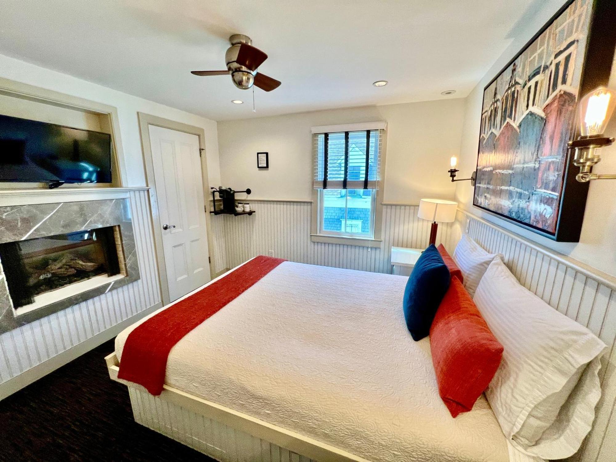 White Porch Inn Провинстаун Экстерьер фото