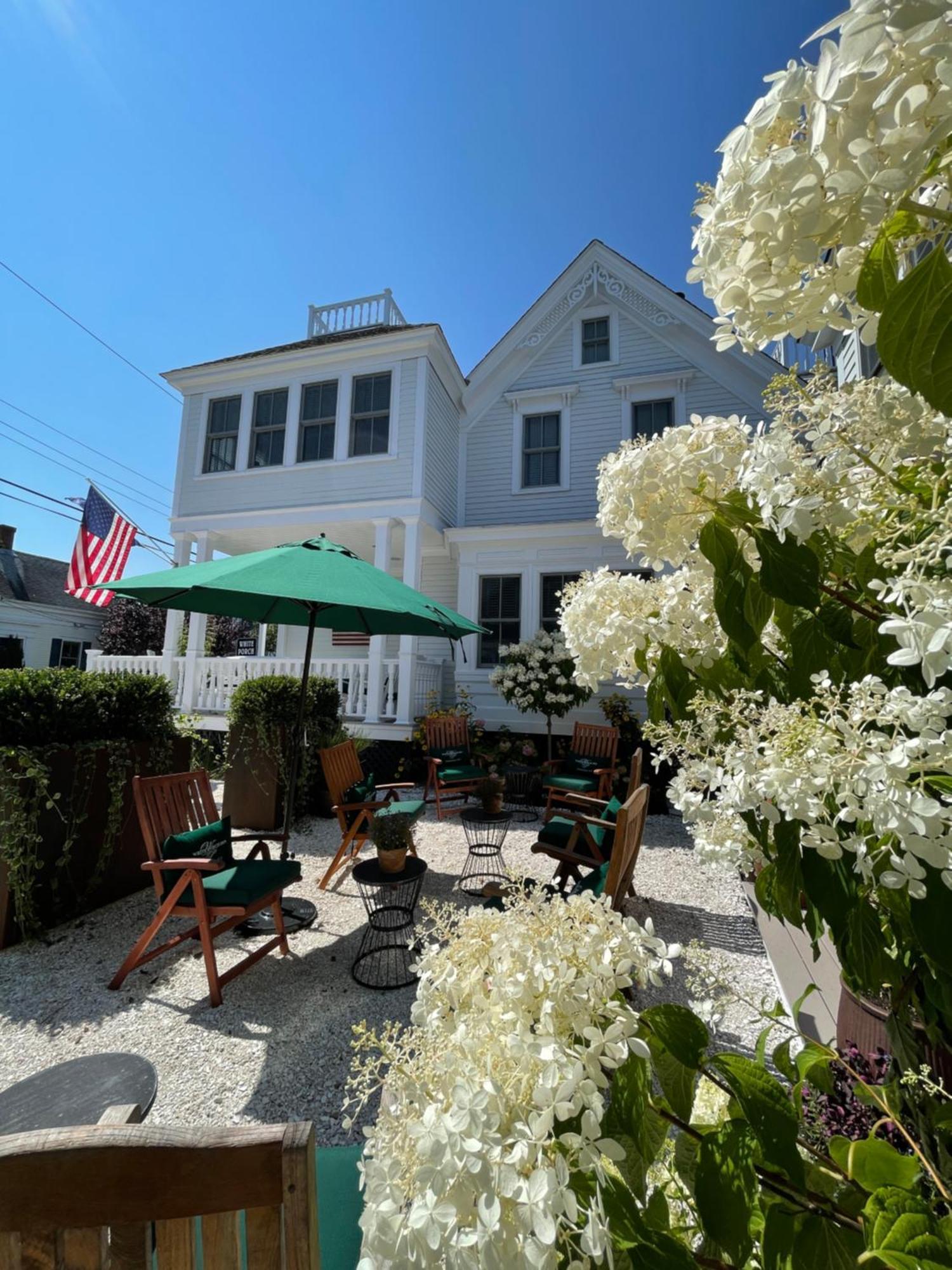 White Porch Inn Провинстаун Экстерьер фото
