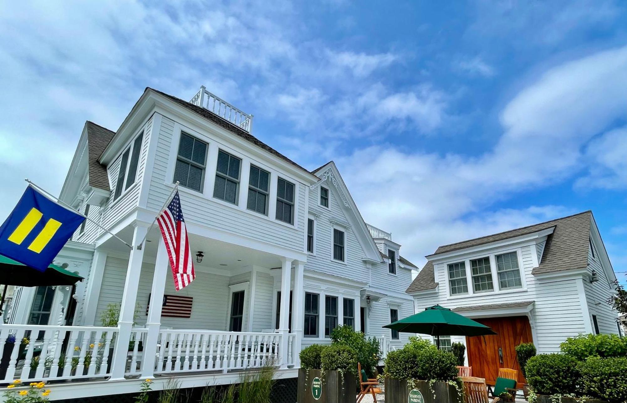 White Porch Inn Провинстаун Экстерьер фото